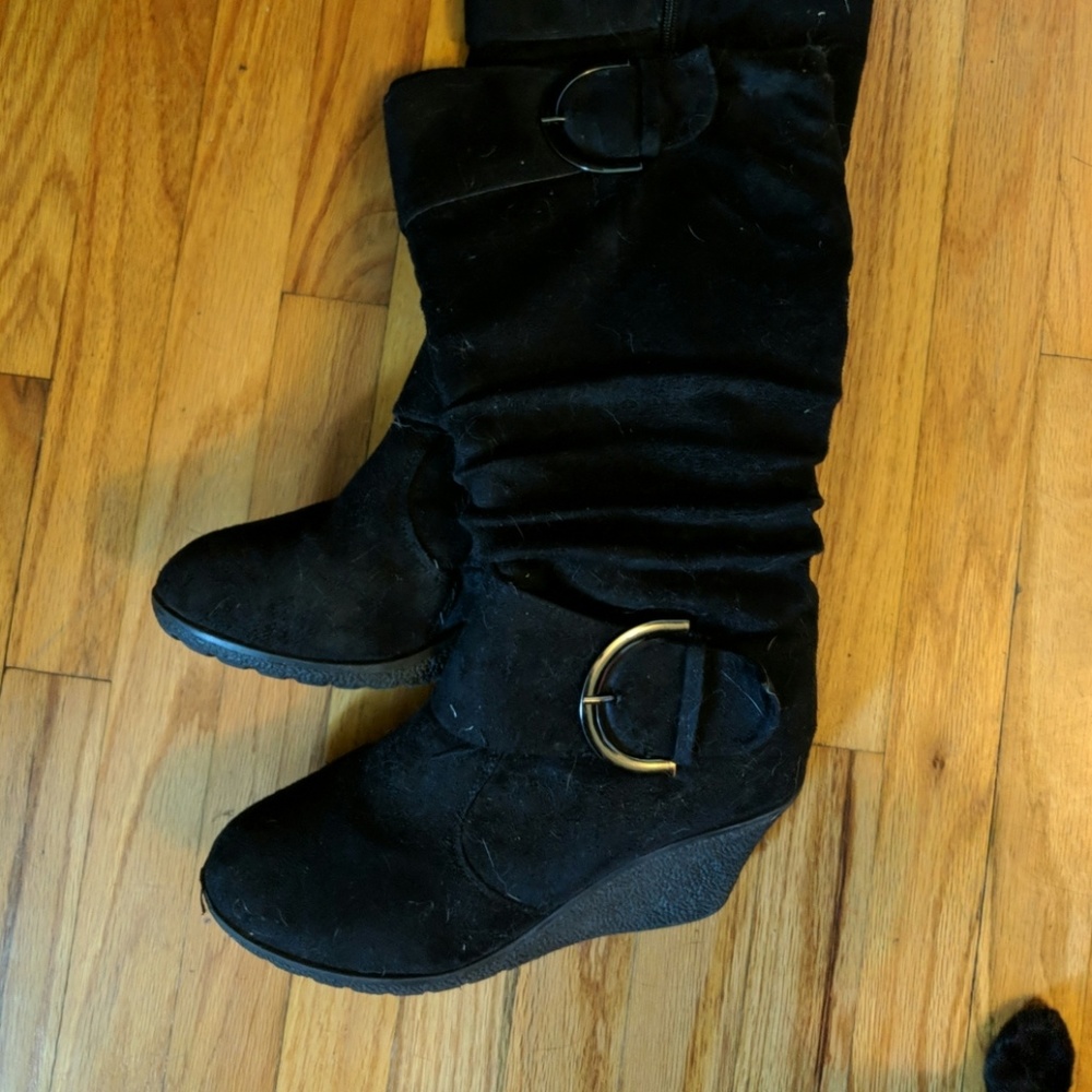 Boots - Picture 2 of 2